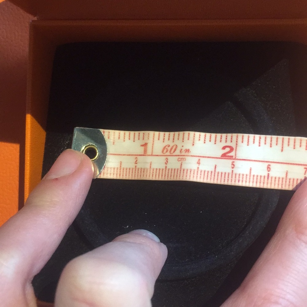 HERMES boxes, ribbons, receipt holder, & gift bag - Picture 5 of 13